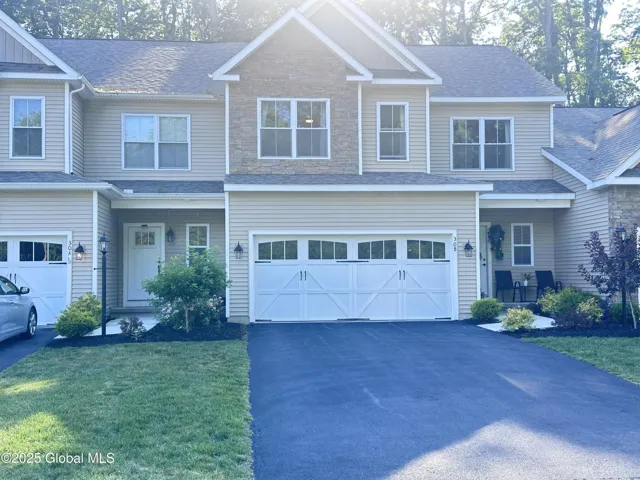 30b Idared Lane Lane, Halfmoon, New York 12065