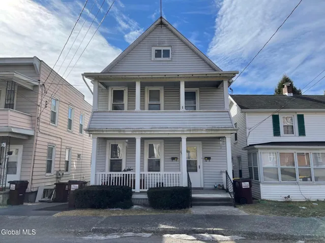 39 William Street, Mechanicville, New York 12118