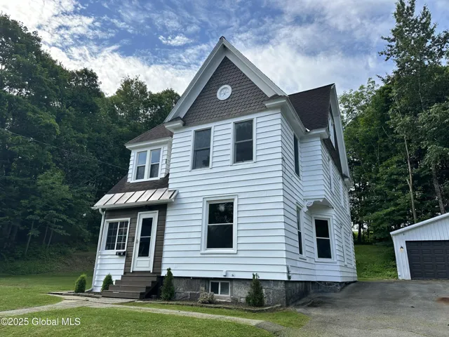 37 Highland Terrace, Gloversville, New York 12078