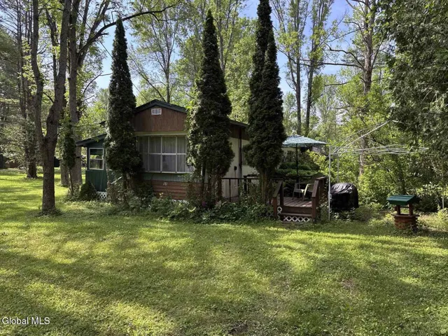 48 Spruce Avenue, Willsboro, New York 12996