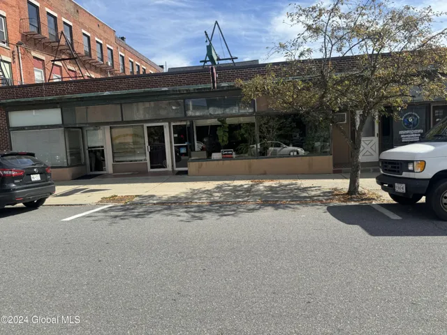 2 S Market Street, Johnstown, New York 12095