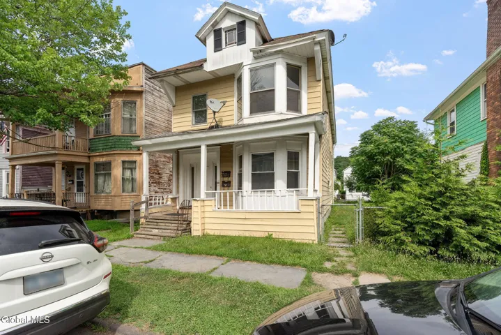86 6th Avenue, Troy, New York 12180