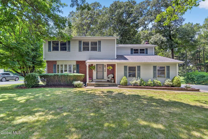 52 Sonat Road, Clifton Park, New York 12065