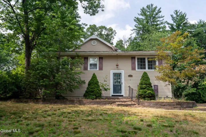 76 Trottingham Court, Saratoga Springs, New York 12866