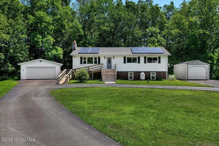 35 Banta Lane, Cairo, New York 12413