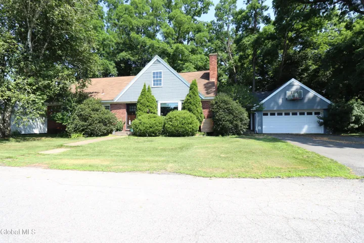9 Lindberg Court, Scotia, New York 12302