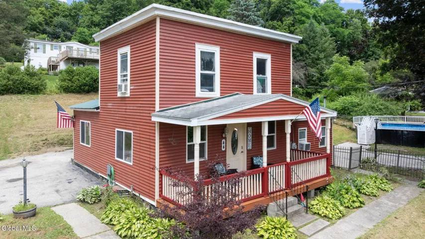 44 Ball Street, Hoosick Falls, New York 12090