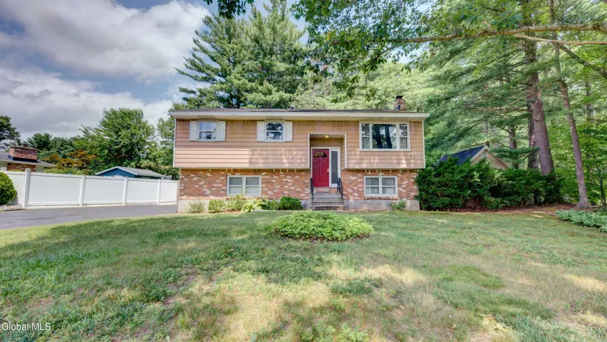 100 Prestige Drive, Guilderland, New York 12303