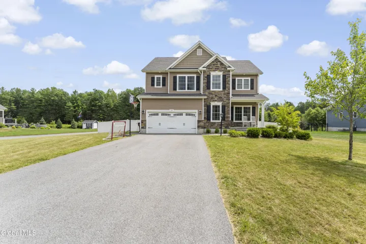 59 Richmond Hill Drive, Queensbury, New York 12804