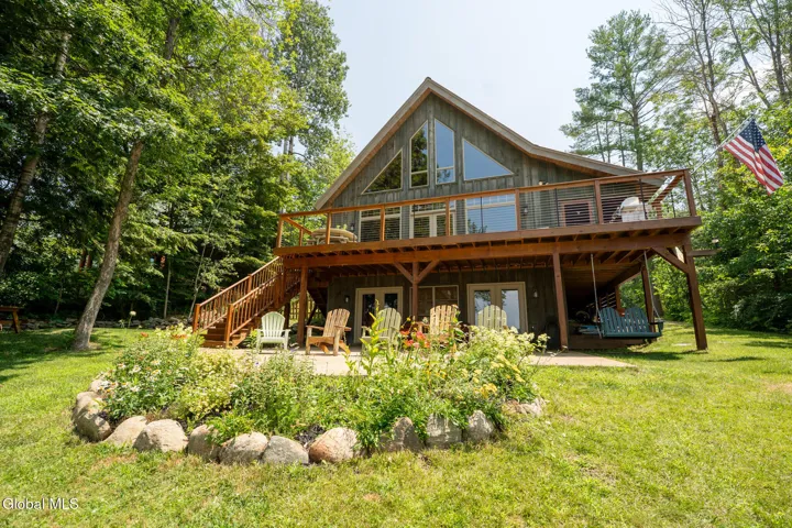 2 Edgewater Terrace, Edinburg, New York 12134