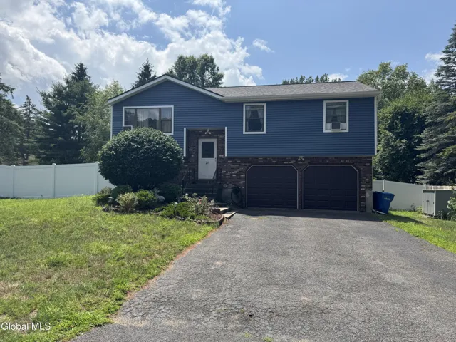 21 Woodridge Street, Albany, New York 12203