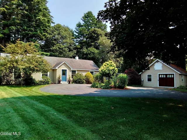 15 Parkview Avenue, Queensbury, New York 12804