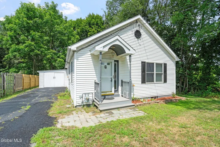 7 N Reineman Street, Albany, New York 12203
