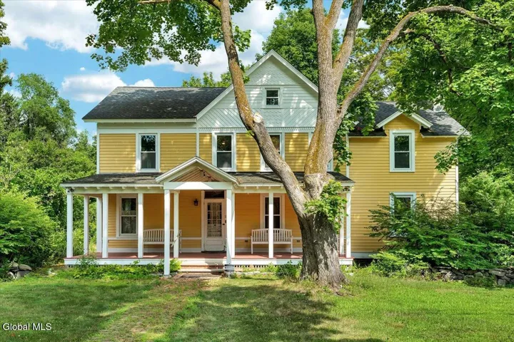 18 Gaffney Lane, Kinderhook, New York 12106