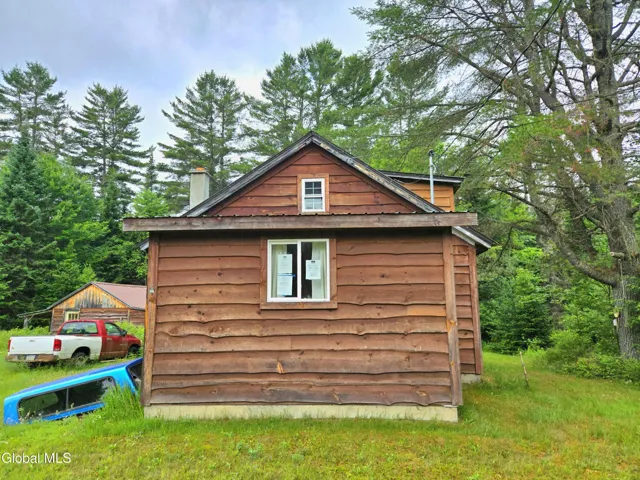 1095 Oregon Plains Road, Franklin, New York 13775