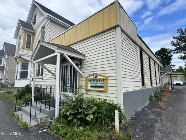 324 Hulett Street, Schenectady, New York 12307
