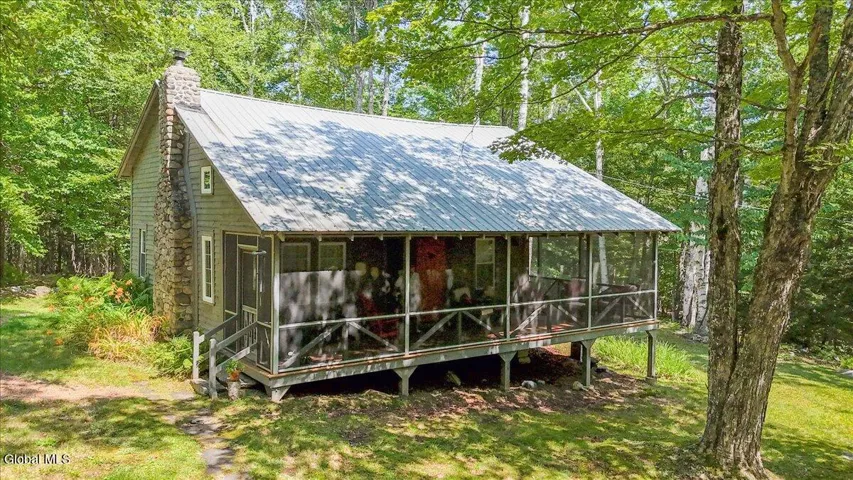523 Loch Muller Road, Schroon, New York 12870