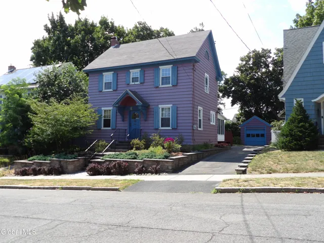 8 Croswell Street, Albany, New York 12206