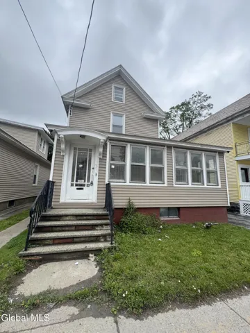 261 Altamont Avenue, Schenectady, New York 12304