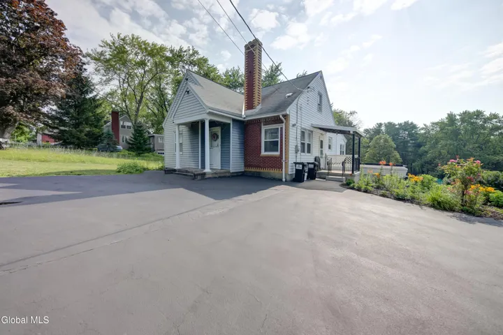 612 Sacandaga Road, Glenville, New York 12302
