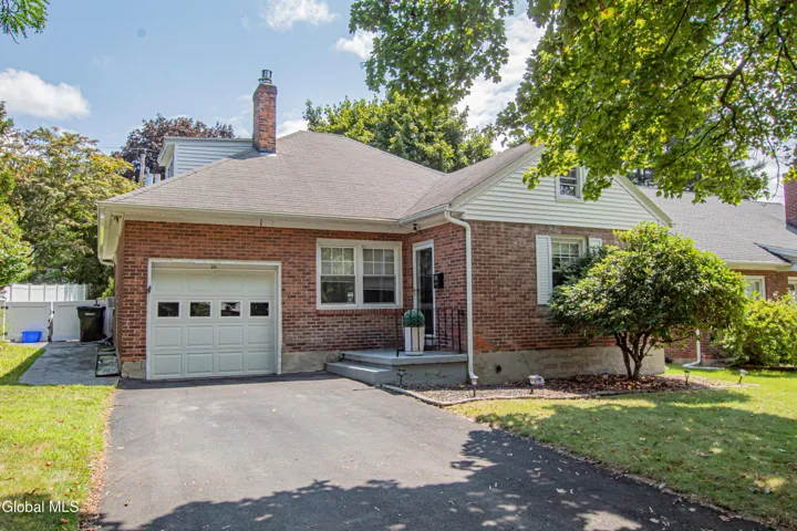 26 Center View Drive, Troy, New York 12180