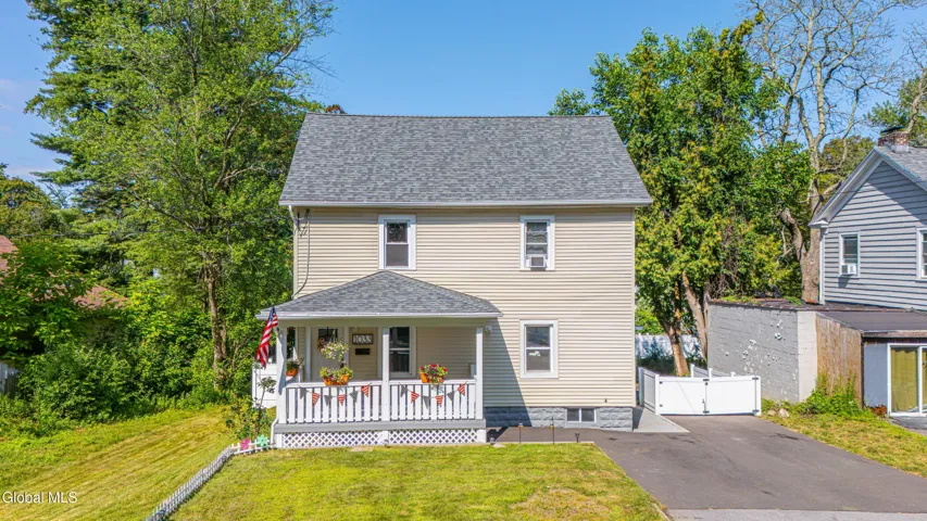 1033 Balltown Road, Niskayuna, New York 12309