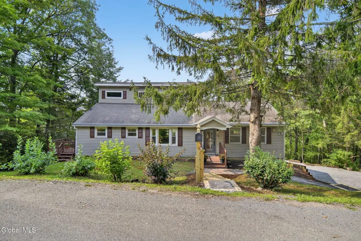 102 Judith Lane, Duanesburg, New York 12053