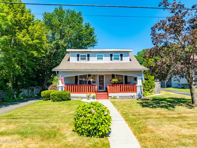 2 Mercer Street, Waterford, New York 12188