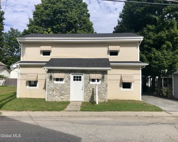 166 Church Street, Hoosick Falls, New York 12090