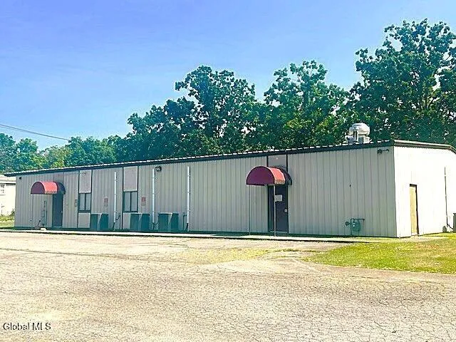 75 Water Plant Road, Troy, New York 12182
