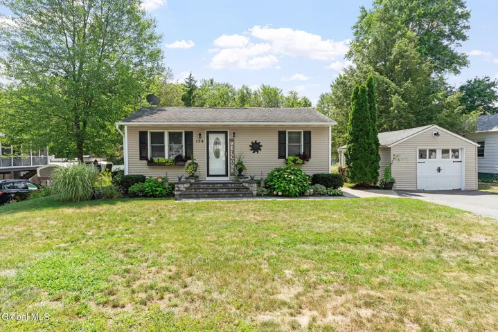 154 Guideboard Road, Halfmoon, New York 12188