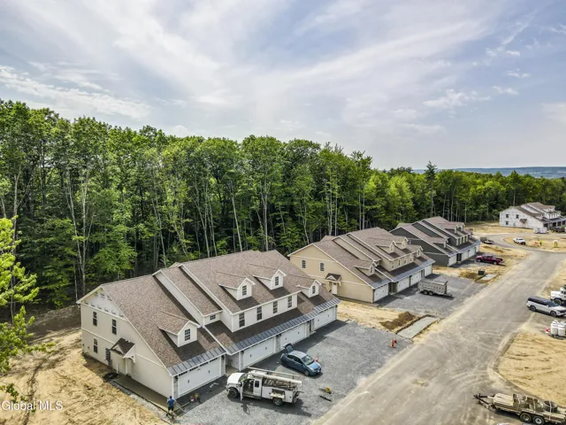 144 Carriage Boulevard, Rotterdam, New York 12306