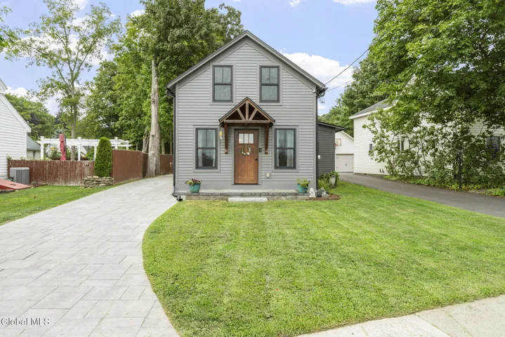 12 Sunset Avenue, Kinderhook Village, New York 12106