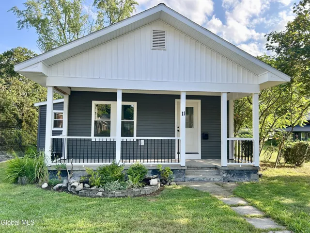 11 Hannum Street, Ballston Spa, New York 12020