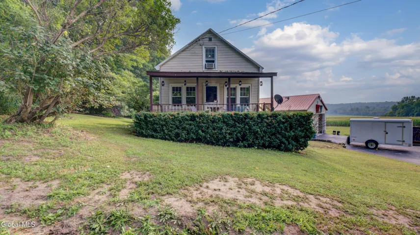 325 Sacandaga Road, Perth, New York 12095