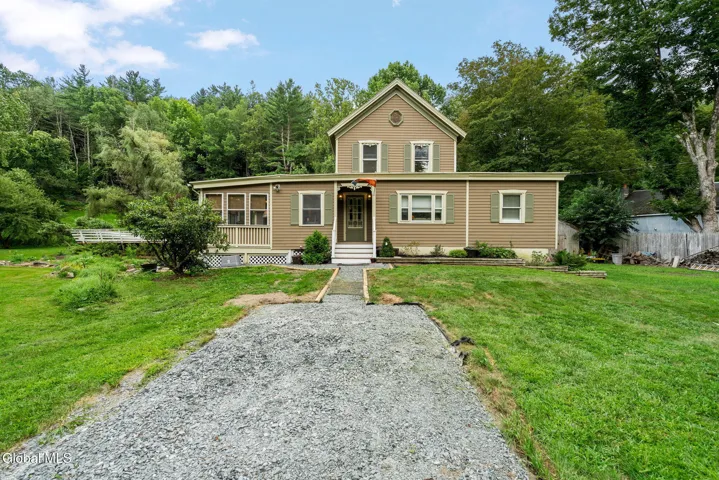 902 Central Nassau Road, Nassau, New York 12062