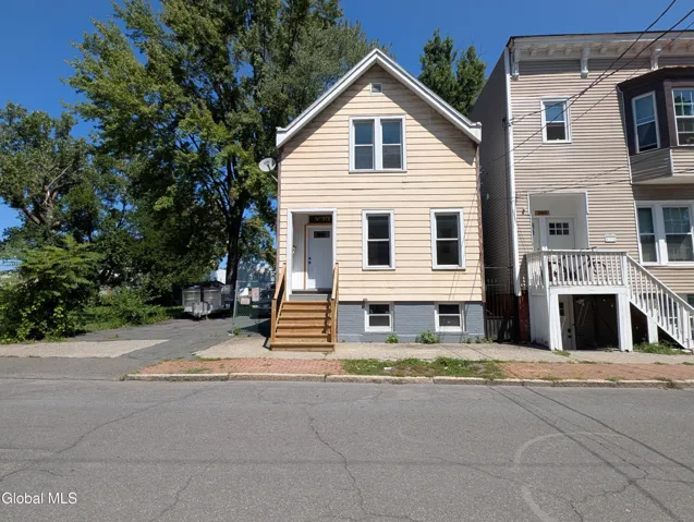 371 1st Street, Albany, New York 12206