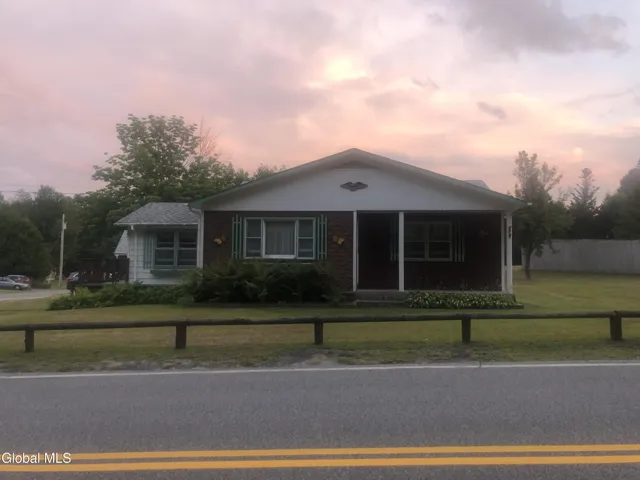 107 Champlain Drive, Moriah, New York 12956