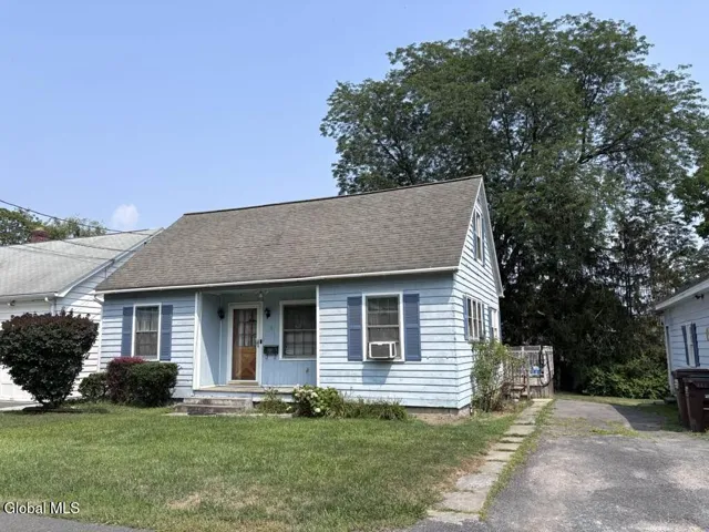 8 Schuyler Avenue, Ravena, New York 12143