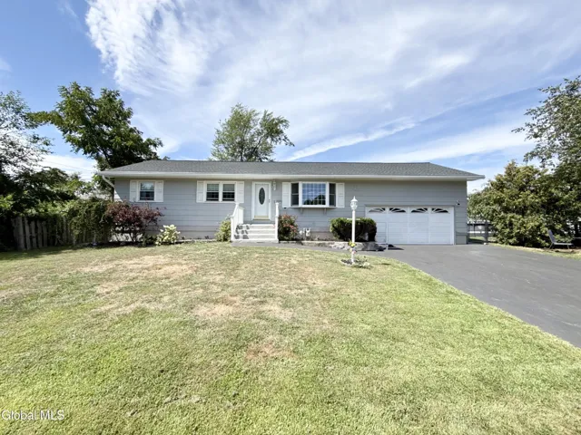 45 Marriner Avenue, Colonie, New York 12205