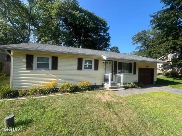 615 Sunny Lane, Ballston Spa, New York 12020