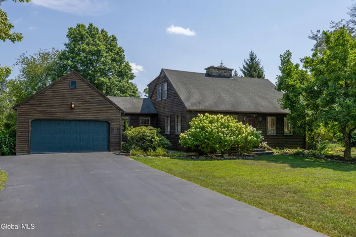 32 Damita Drive, Claverack, New York 12534