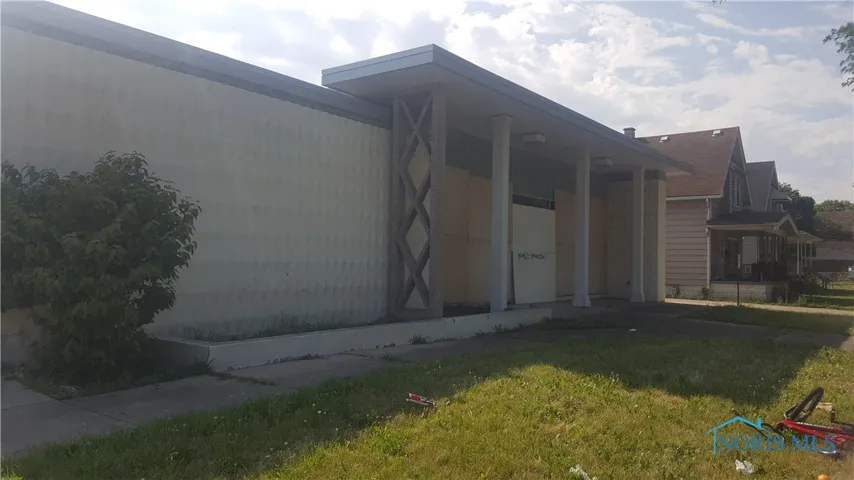 3360, 3402 & 3404 Stickney Avenue, ,Commercial Sale,For Sale,Stickney,6090945
