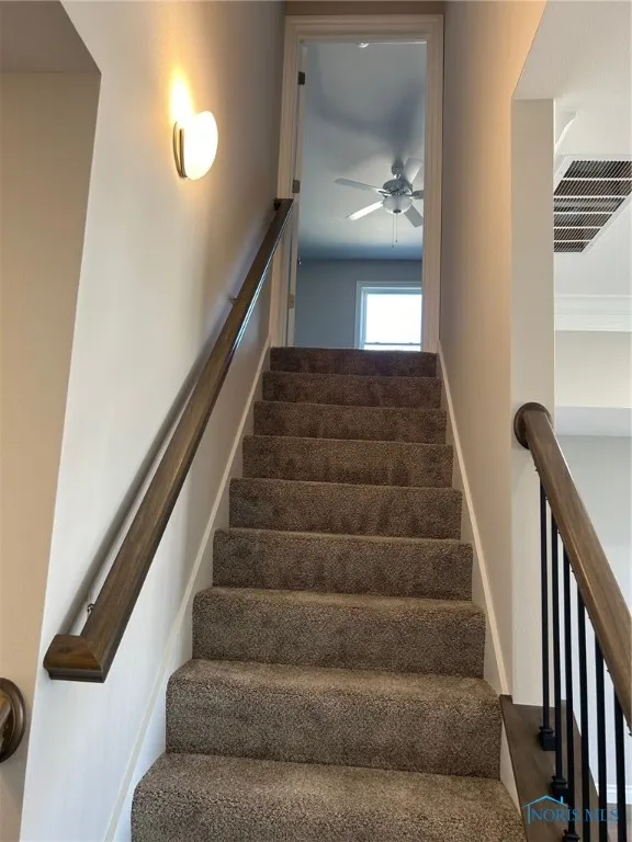 8404 Long Shore Drive, Monclova, Ohio 43542, 3 Bedrooms Bedrooms, 9 Rooms Rooms,2 BathroomsBathrooms,Residential,For Sale,Long Shore,6097504