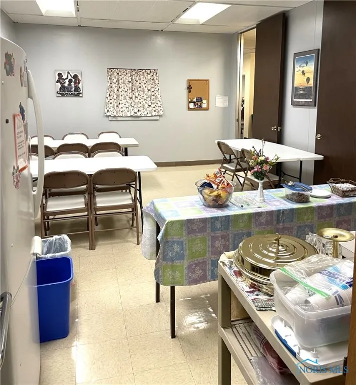 1624 Tiffin Ave U-B, Findlay, Ohio 45840, ,Commercial Lease,For Rent,Tiffin Ave U-B,6102706
