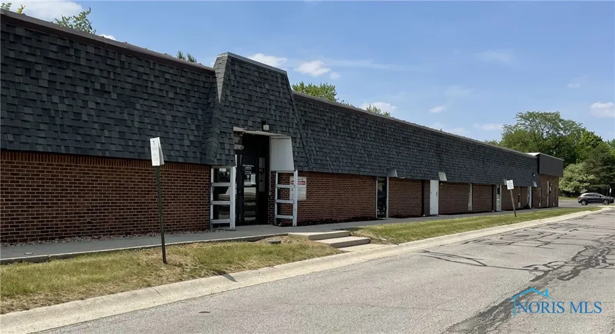 1624 Tiffin Ave U-B, Findlay, Ohio 45840, ,Commercial Lease,For Rent,Tiffin Ave U-B,6102706