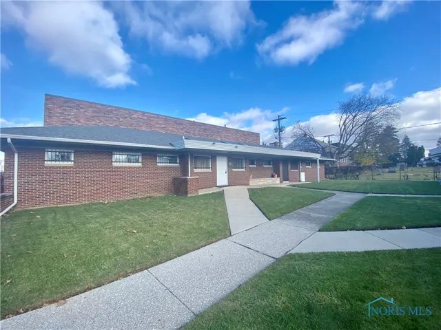 723 Phillips Avenue C, Toledo, Ohio 43612, ,Commercial Sale,For Sale,Phillips,6109940