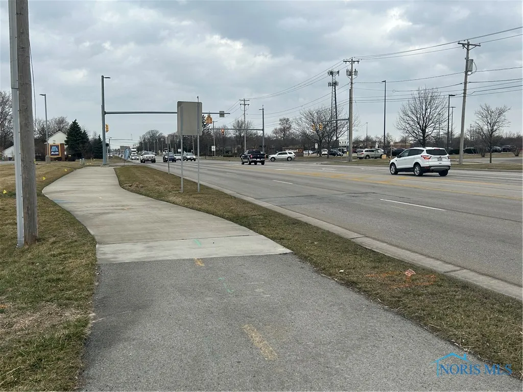 3736 Navarre Avenue, Oregon, Ohio 43616, ,Land,For Sale,Navarre,6112262