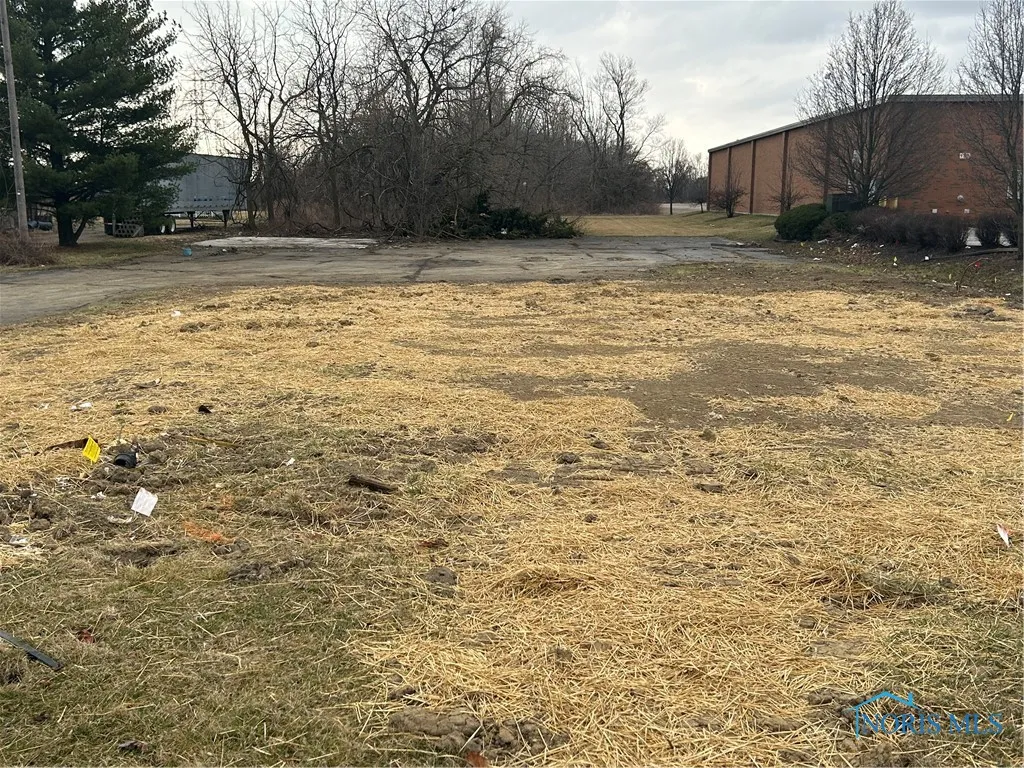 3736 Navarre Avenue, Oregon, Ohio 43616, ,Land,For Sale,Navarre,6112262