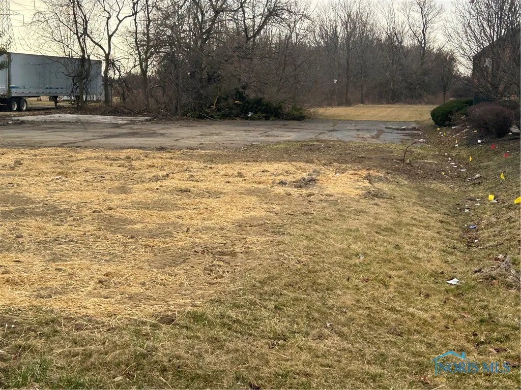 3736 Navarre Avenue, Oregon, Ohio 43616, ,Land,For Sale,Navarre,6112262